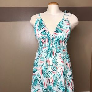 NWOT Summer dress with tie straps